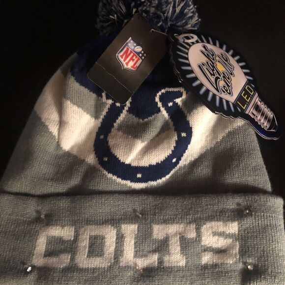 NFL Indianapolis Colts L.E.D. Light Up Winter Pom Pom Hat New Snow Beanie NEW!! - Picture 4 of 5